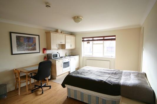 Gloucester Place 167, 3 studio1.jpg