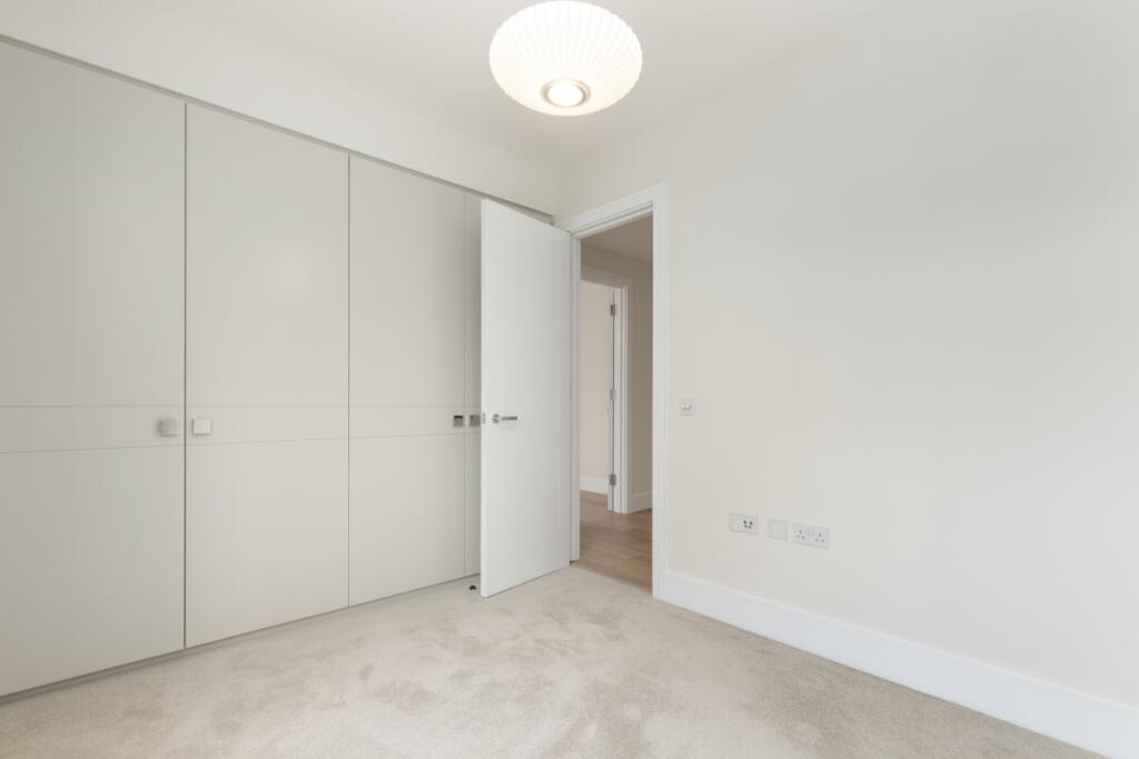 gwynn house f7 - bed