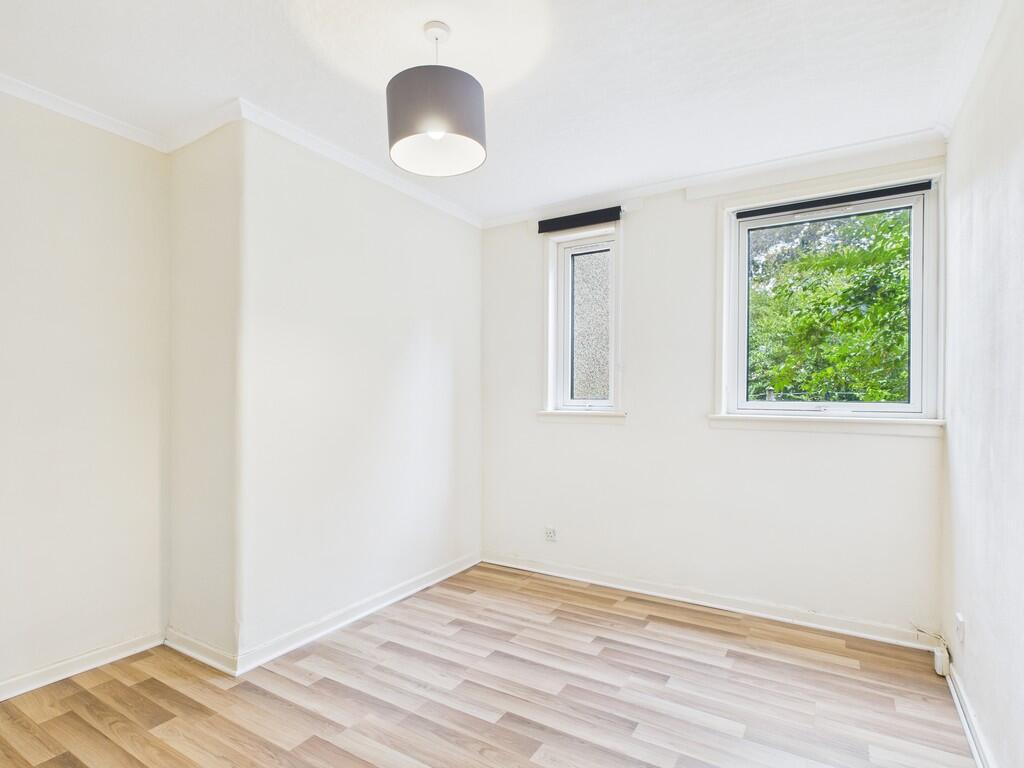 CAM05526G0-PR0023...