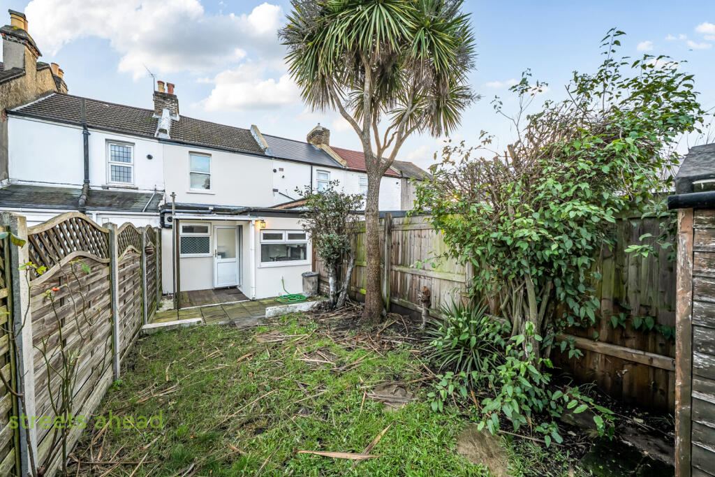 3b255406-b848-4c8...