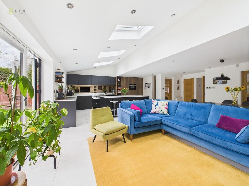 CAM04914G0-PR0194...