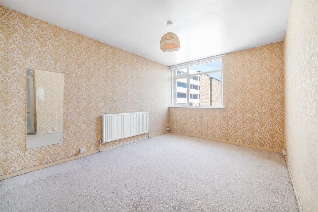 Kenilworth Court-6.jpg