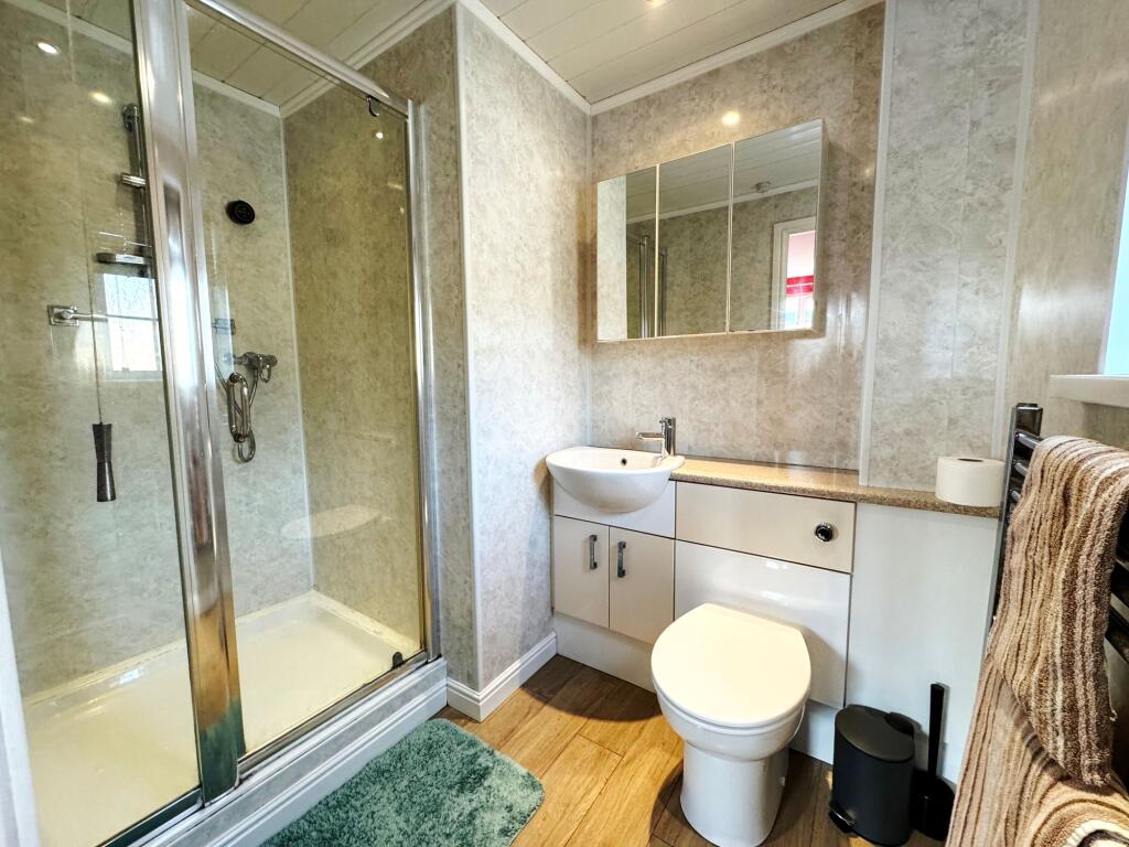Ensuite