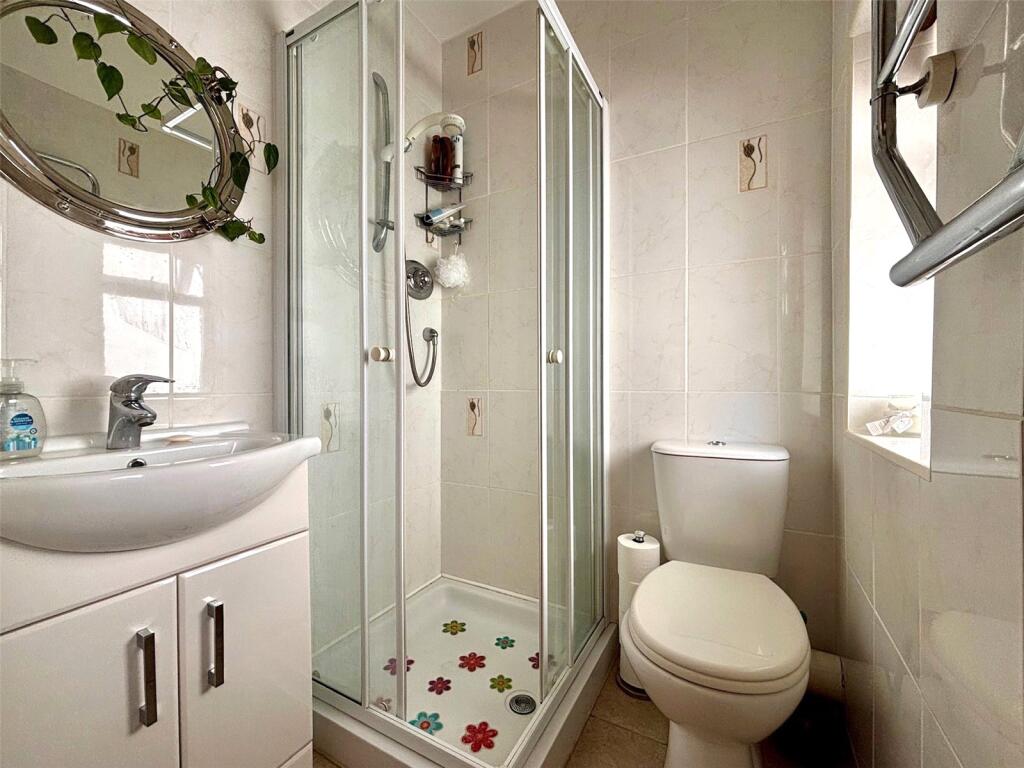 En-Suite Shower