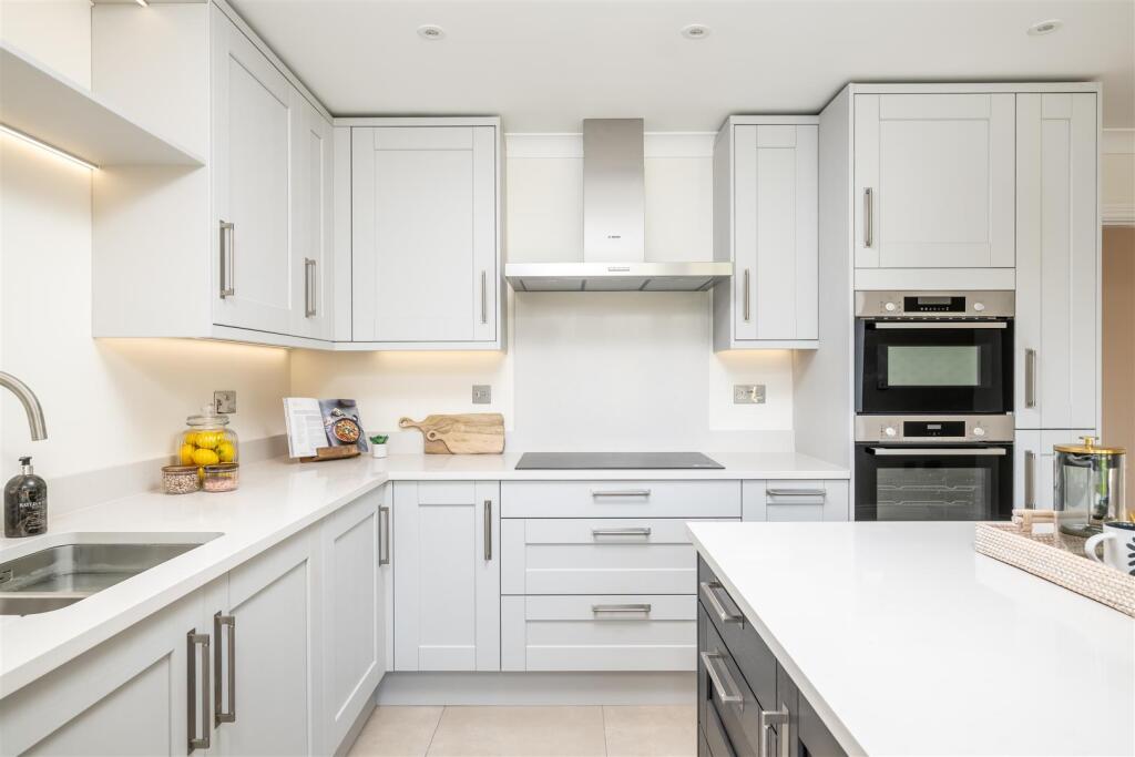 250412 - Halls Close, Braughing - 12.jpg