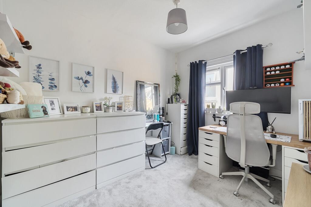 1342975-4-68a47ae841a4a