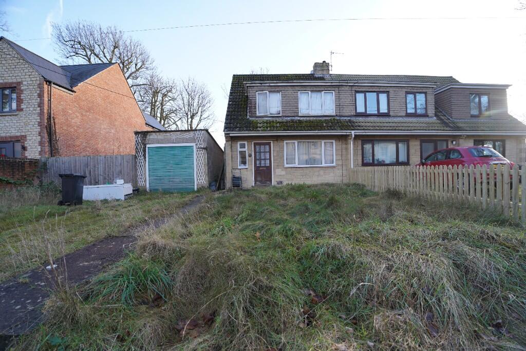 Cricklade Road, Highworth, SN6 7BW