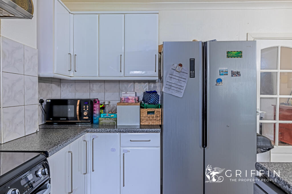Kitchen &amp; Dining