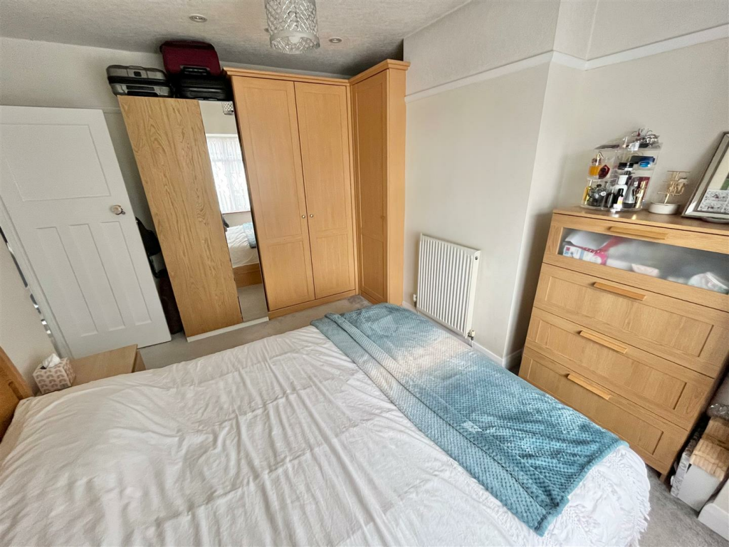 Bedroom 1 Aspect 2