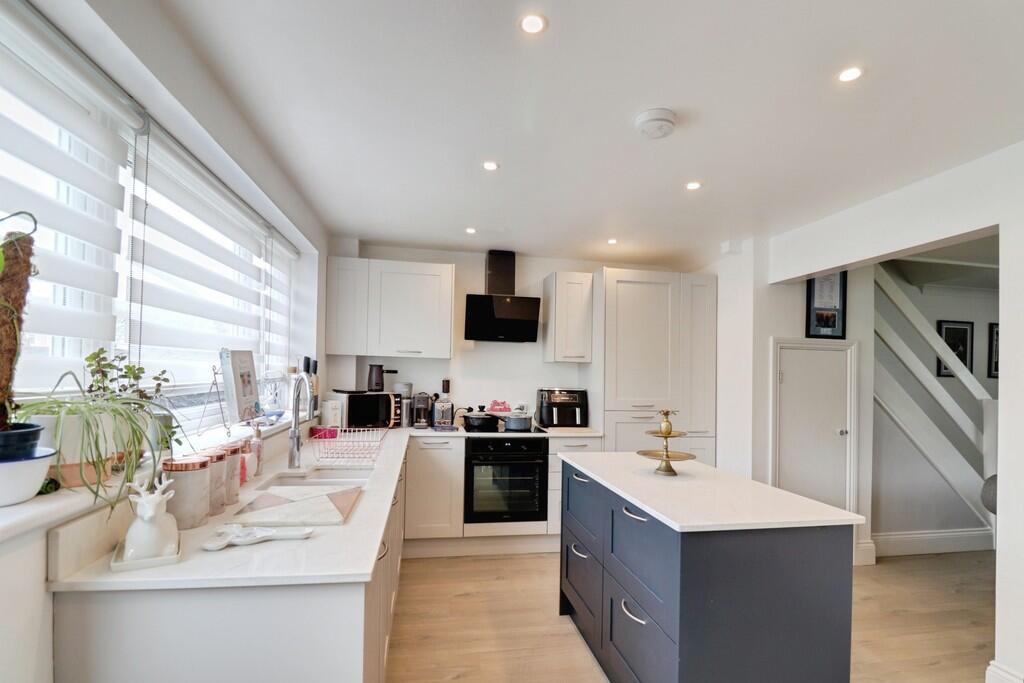 b9db30b9-img_5859...