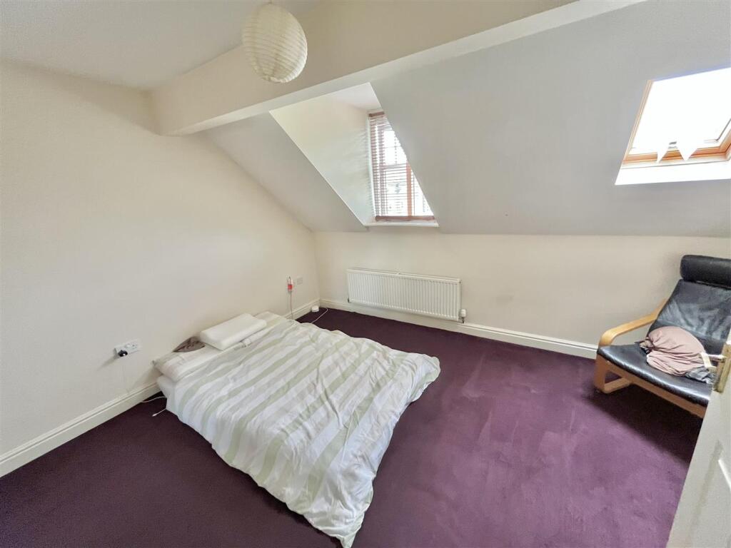 Bedroom 1 Aspect 2