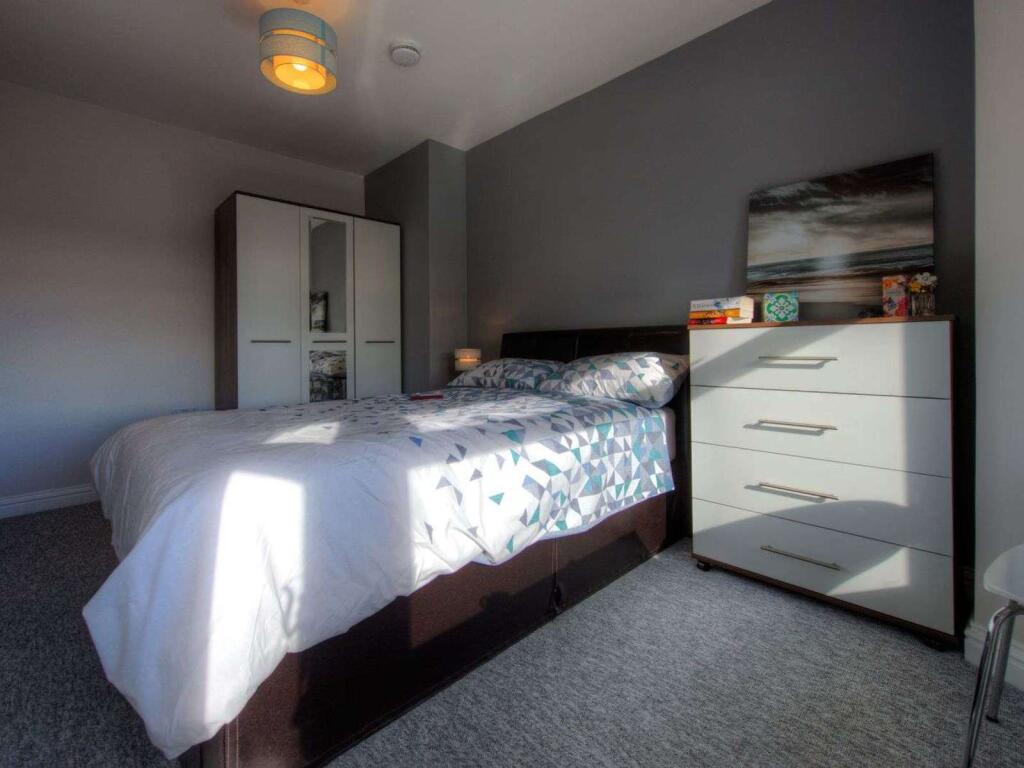 Copy of MED-WarwickRoad-Room6Wall-CLM-2022.jpg