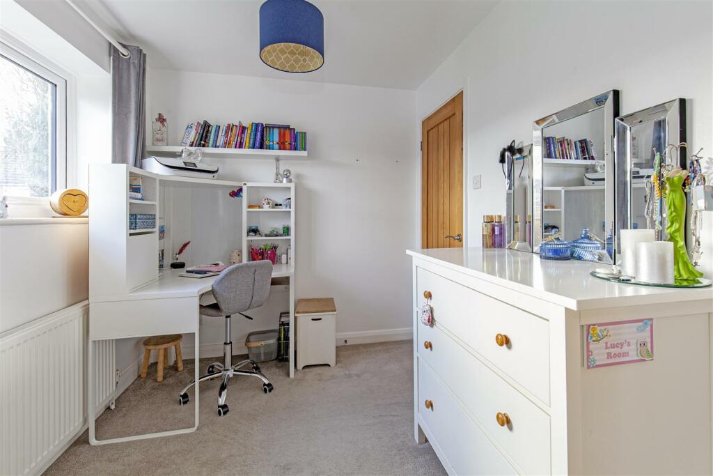 Bedroom 2-4.jpg