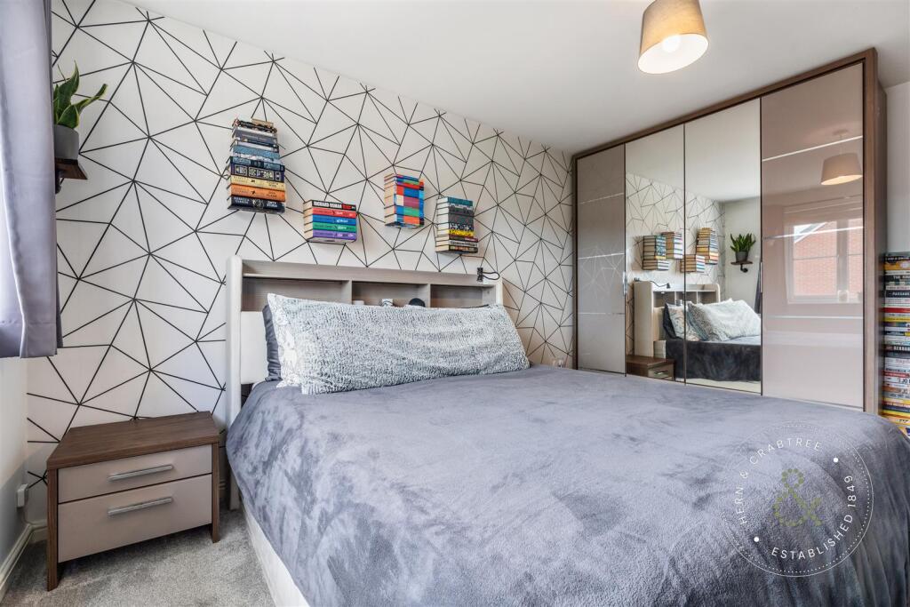 Long Heath Close, Hern Crabtree (36).jpg