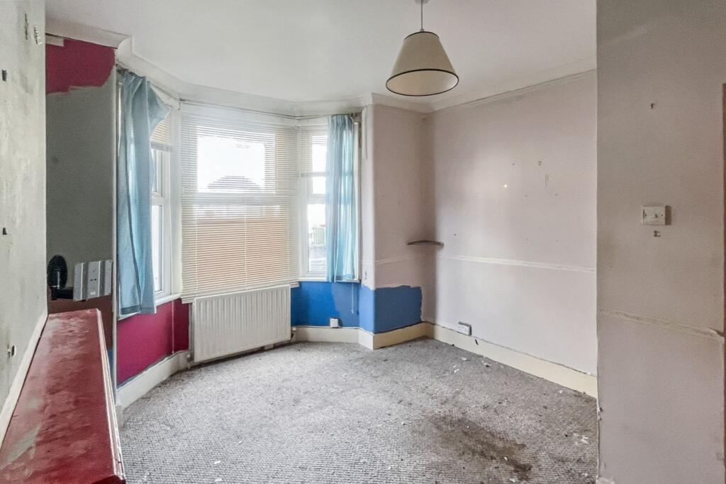 Ground Floor Flat, 15 Azof Street, Greenwich, London SE10 0EG