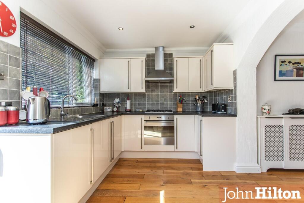 Court Farm Road-19.jpg