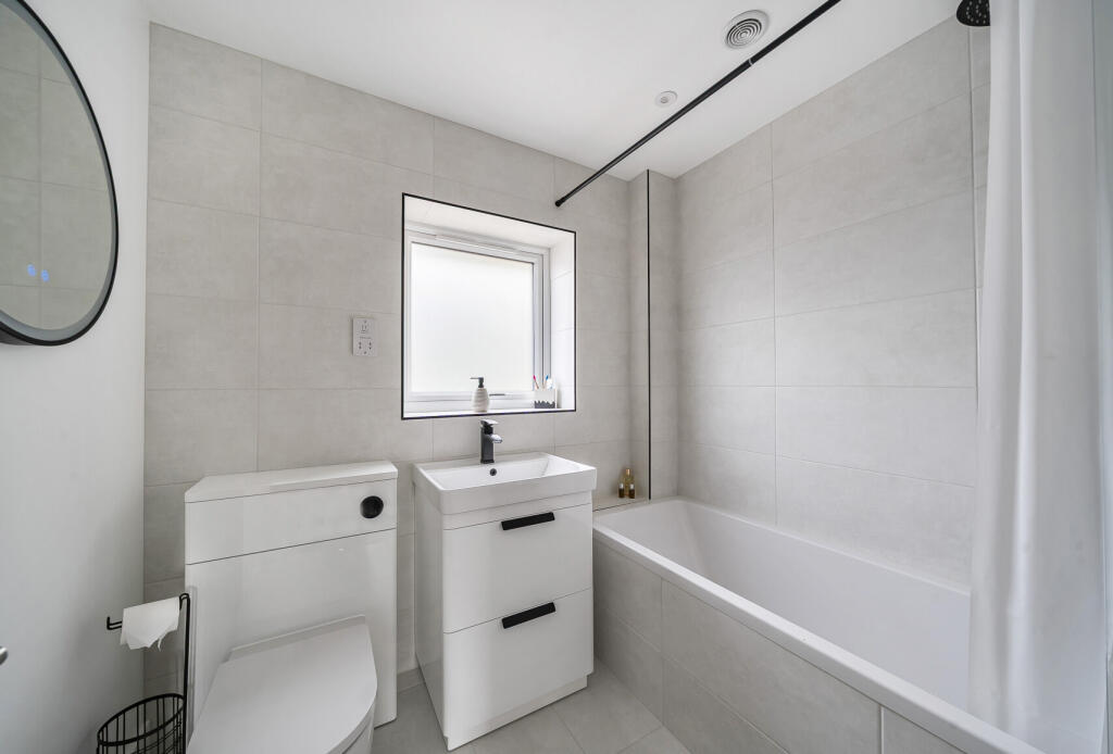 1348363-15-68bb01...