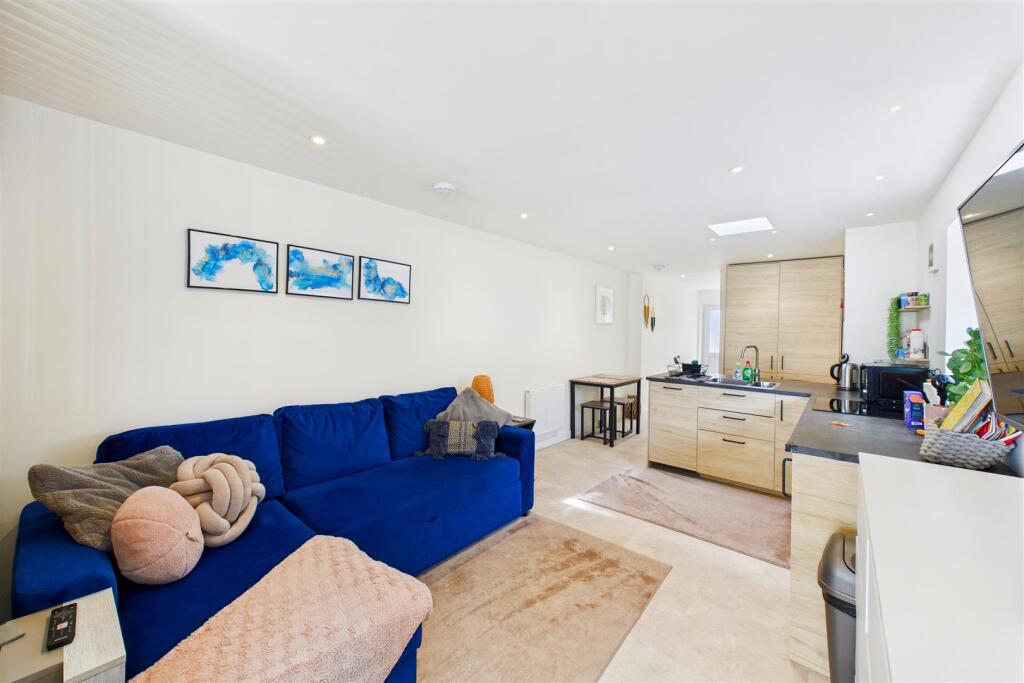 Annexe open living space