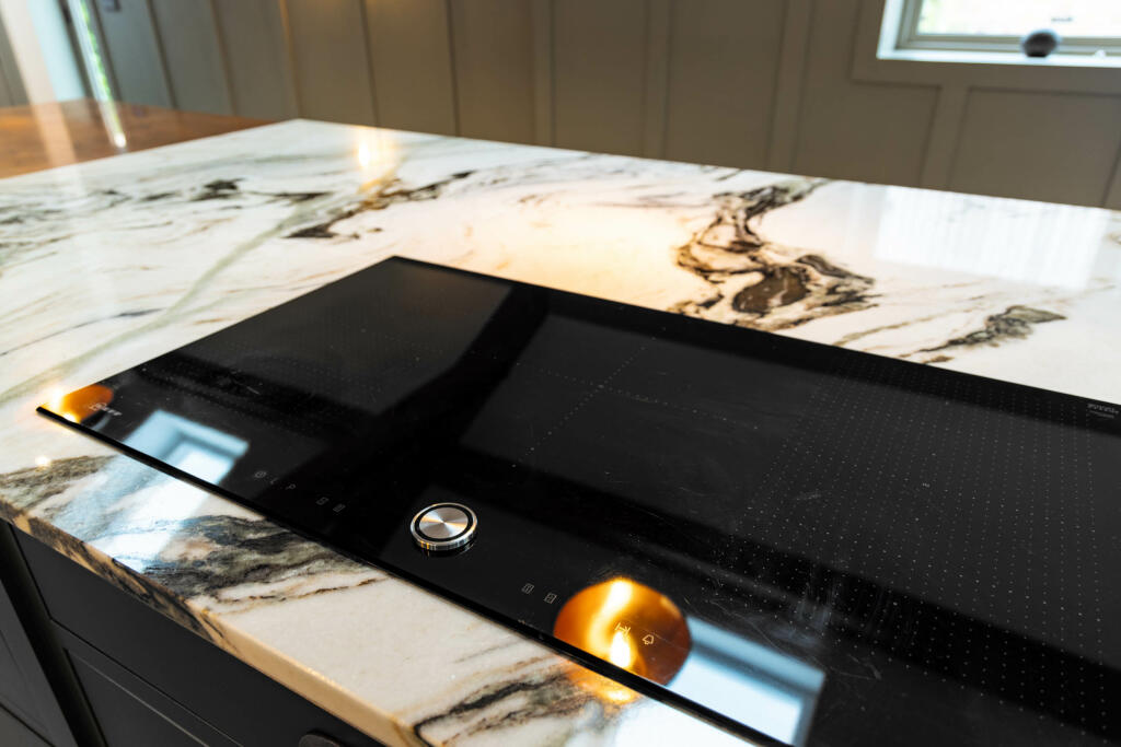 20231011-1331_Maison Haus - Blakeley Stables, Knut