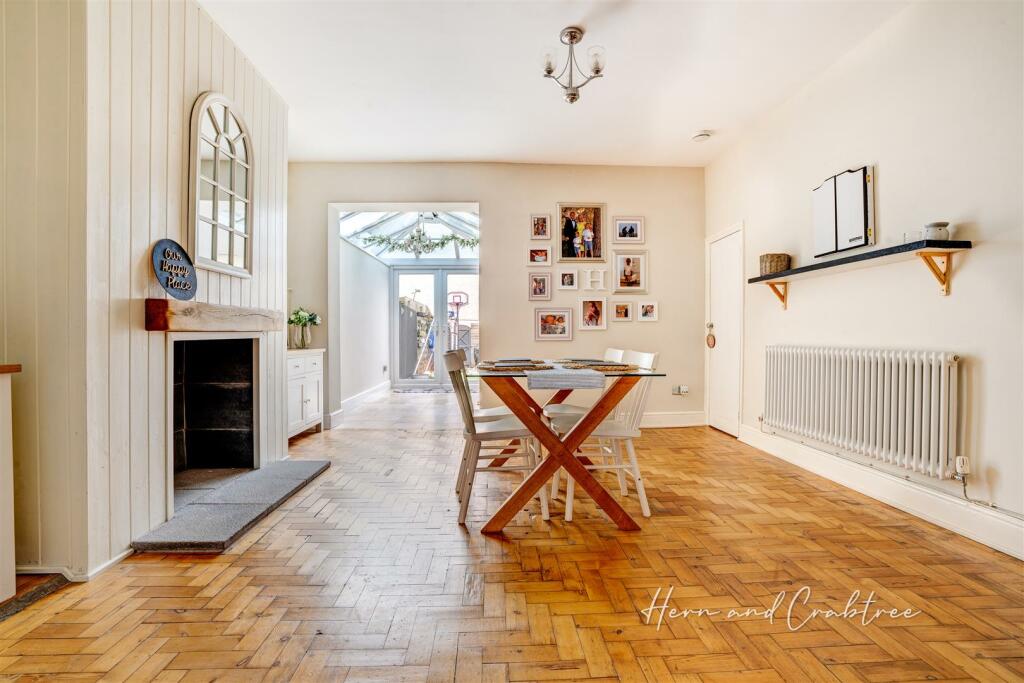 Pantbach Road, Heath, HernCrabtree (9).jpg