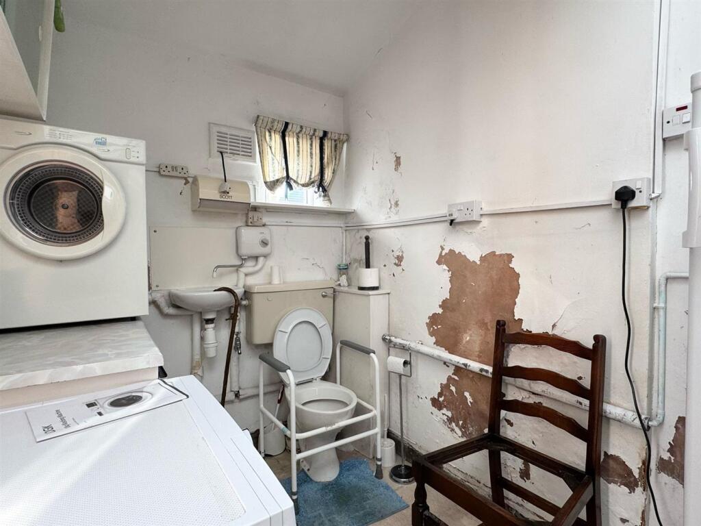 Downstairs WC &amp; Utility.jpg
