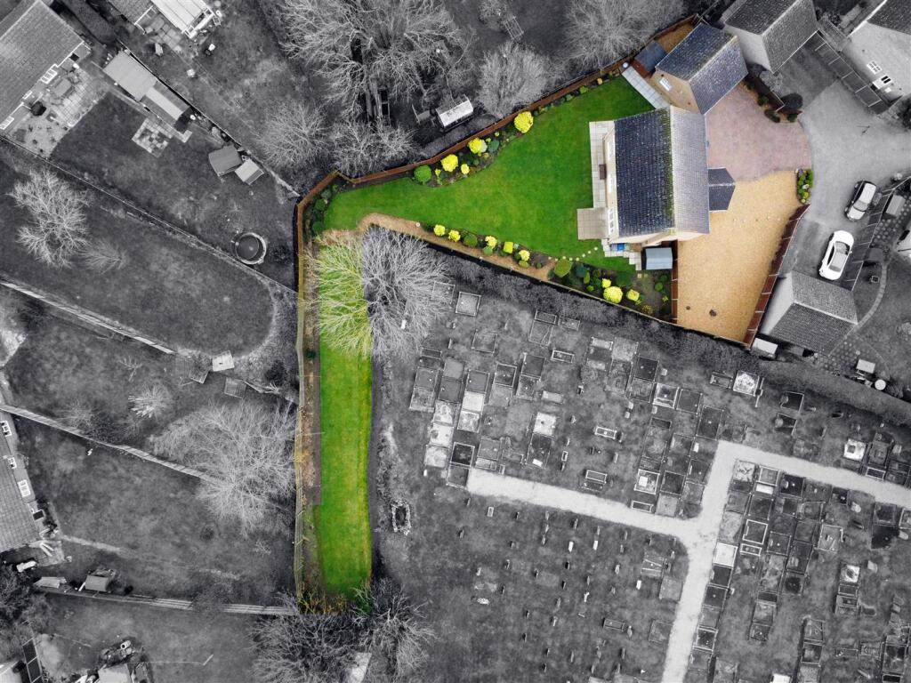 2 Mulberry Close, Warboys - Aerial Highlight Photo