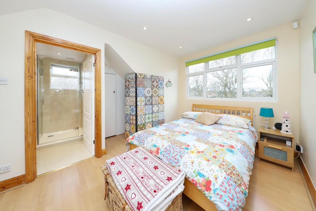 47 Harlyn Drive (...