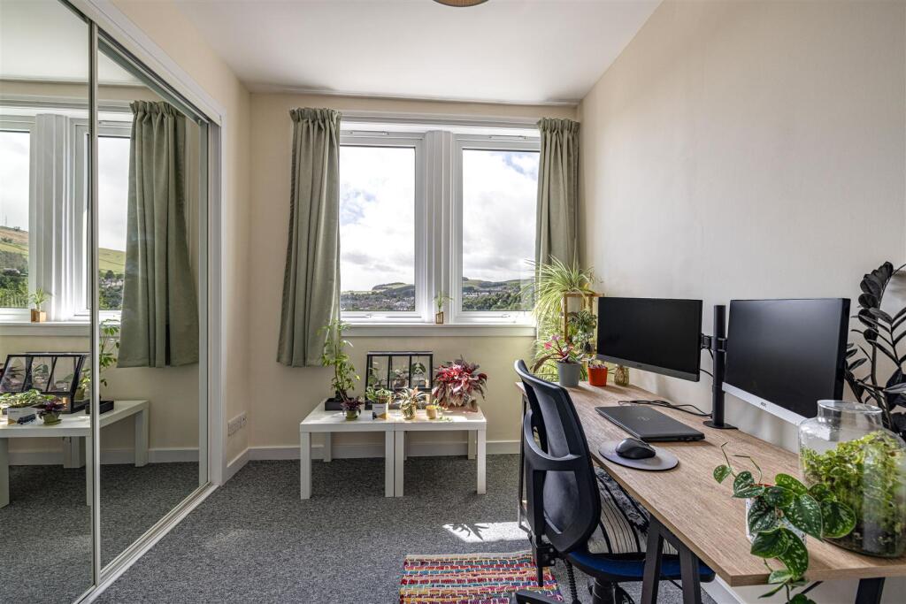 42 Glendinning Terrace Galashiels 17.jpg