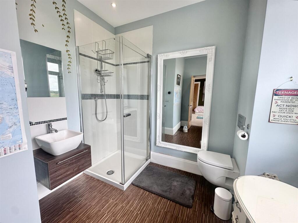 Ensuite - Bedroom Two