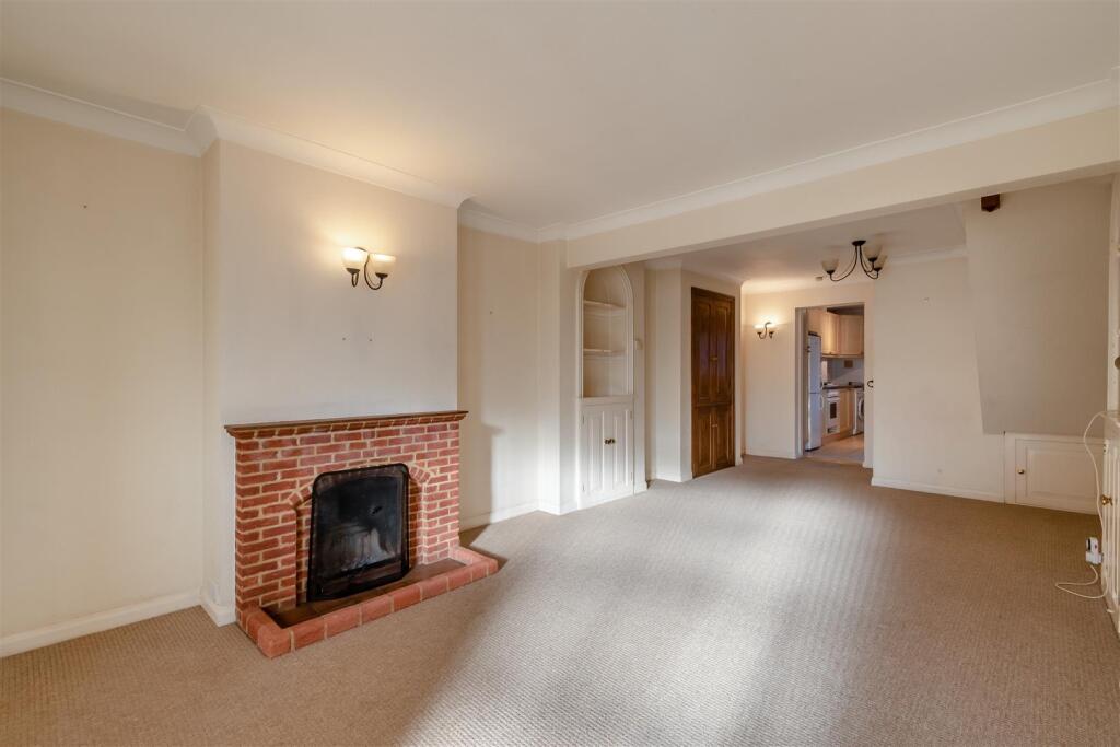 8635950-interior04.jpg