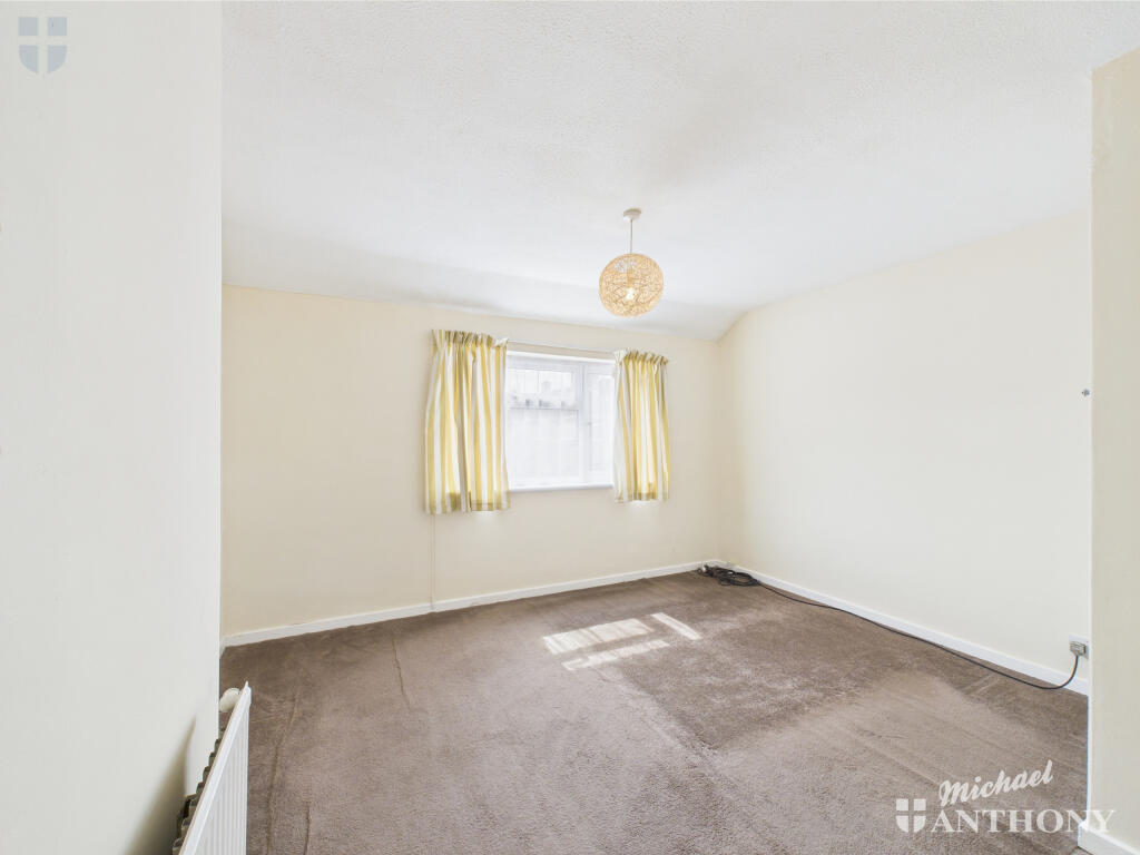 CAM03218G0-PR0665-STILL016