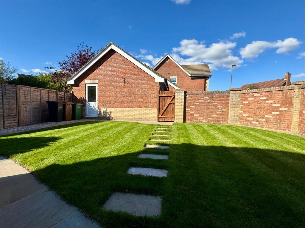 WhatsApp Image 2025-09-26 at 11.30.43 (4).jpeg