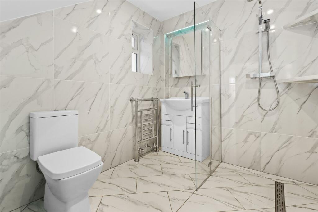 shower room.jpg