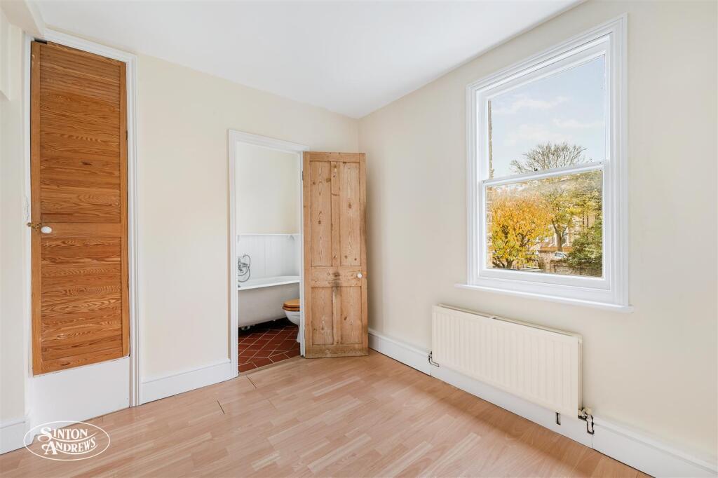 2C Churchfield Road-8.jpg