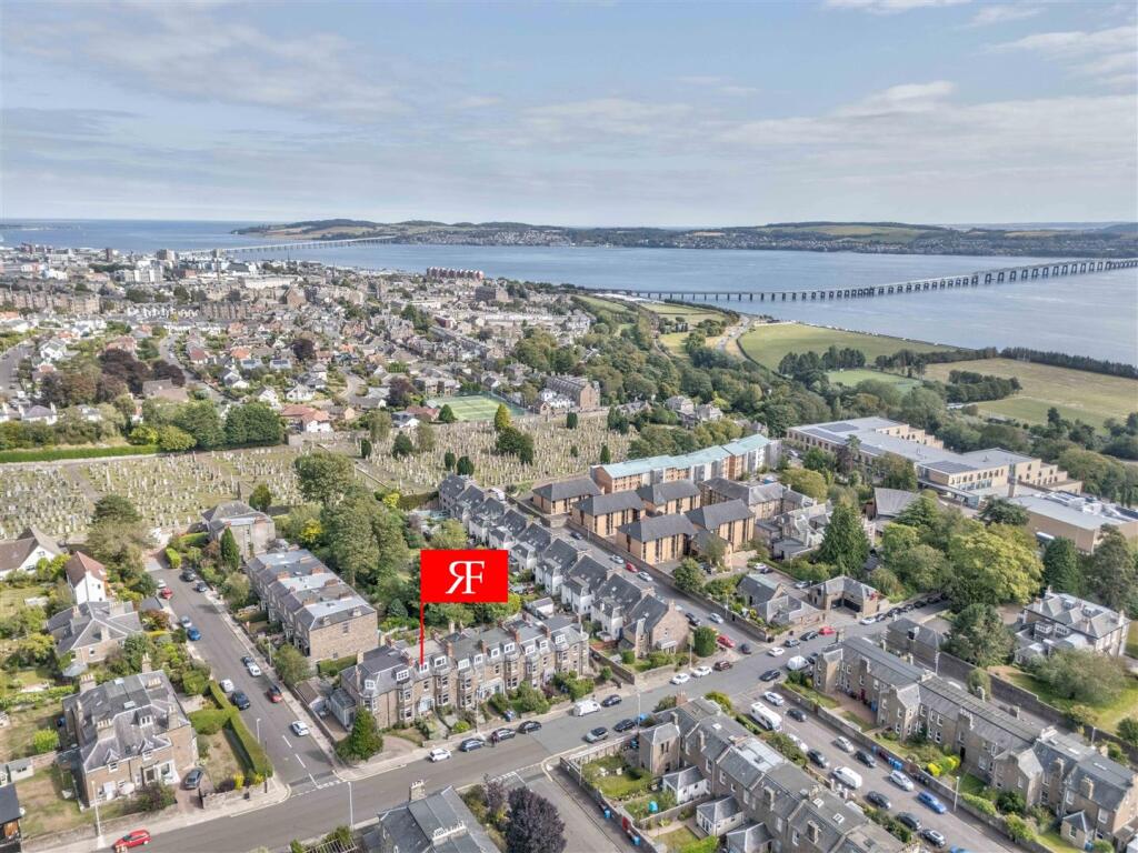 11 West Park Road Dundee-25.JPG