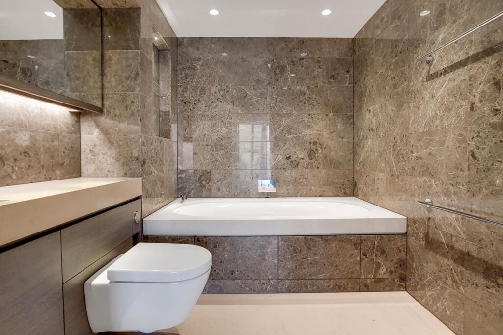 11_Master_Ensuite_6