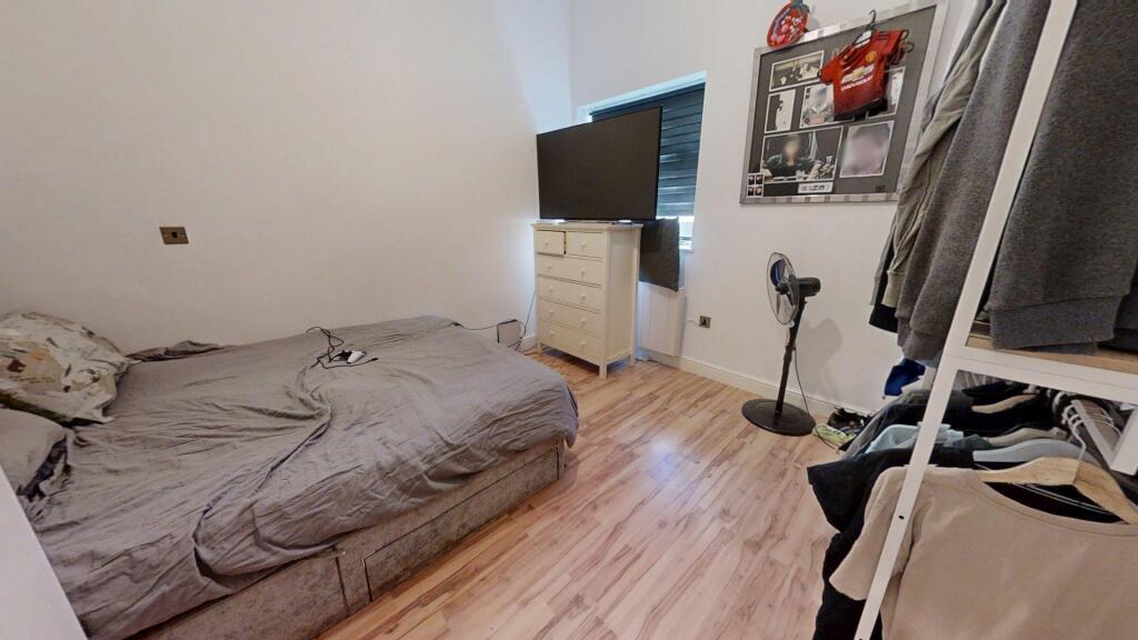 bed 1