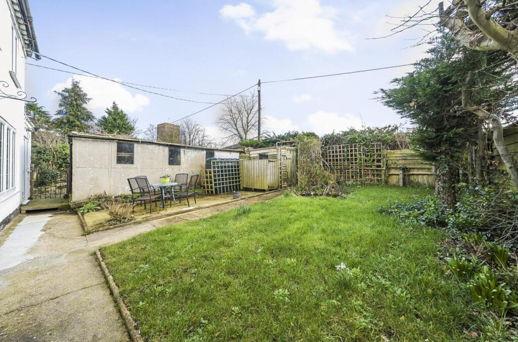 5 Church Walk, Barby