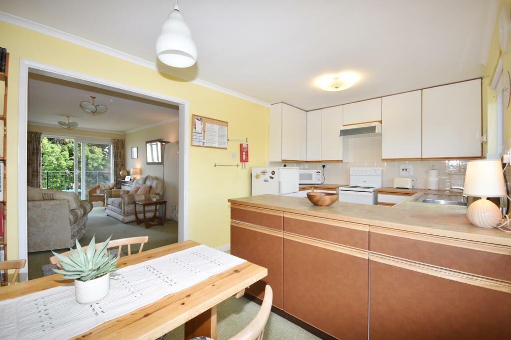 Kitchen Diner.JPG