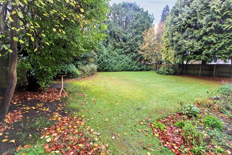 Roslin Road , Talbot Woods
