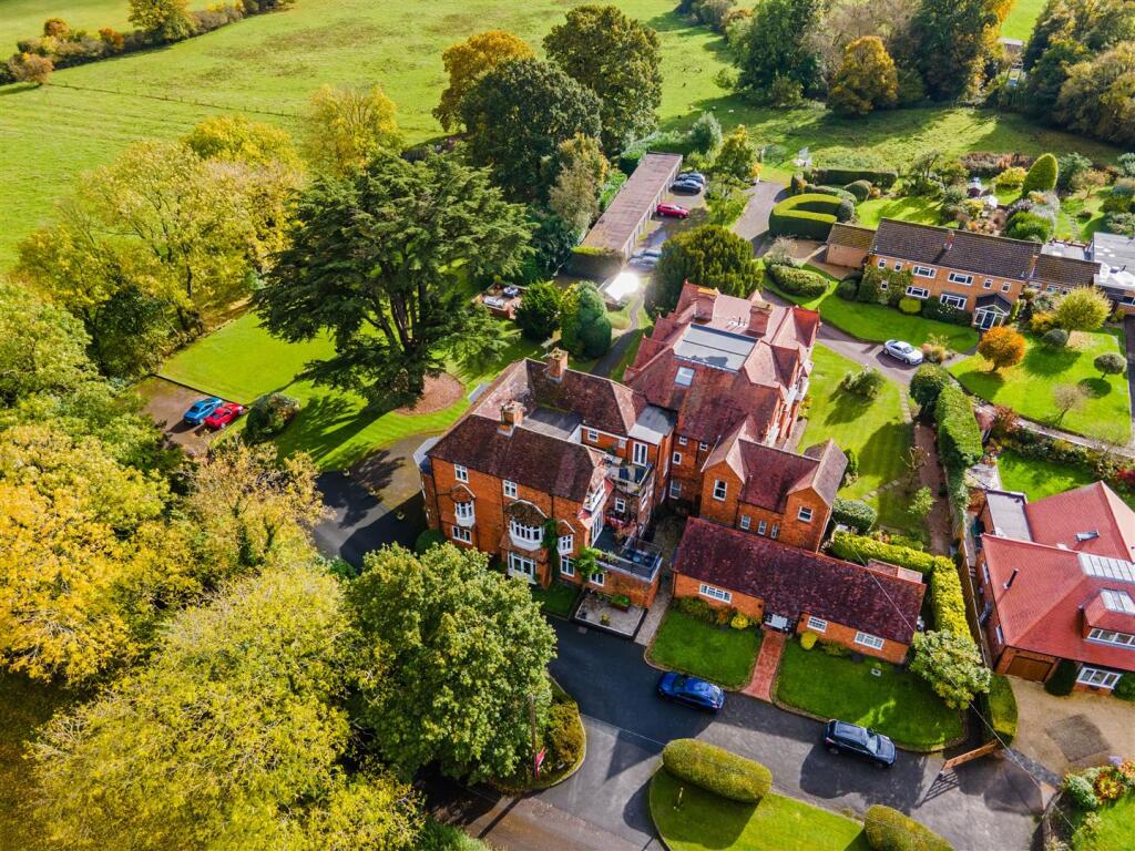 Fetherston Grange Glasshouse Lane, Lapworth, B94 6