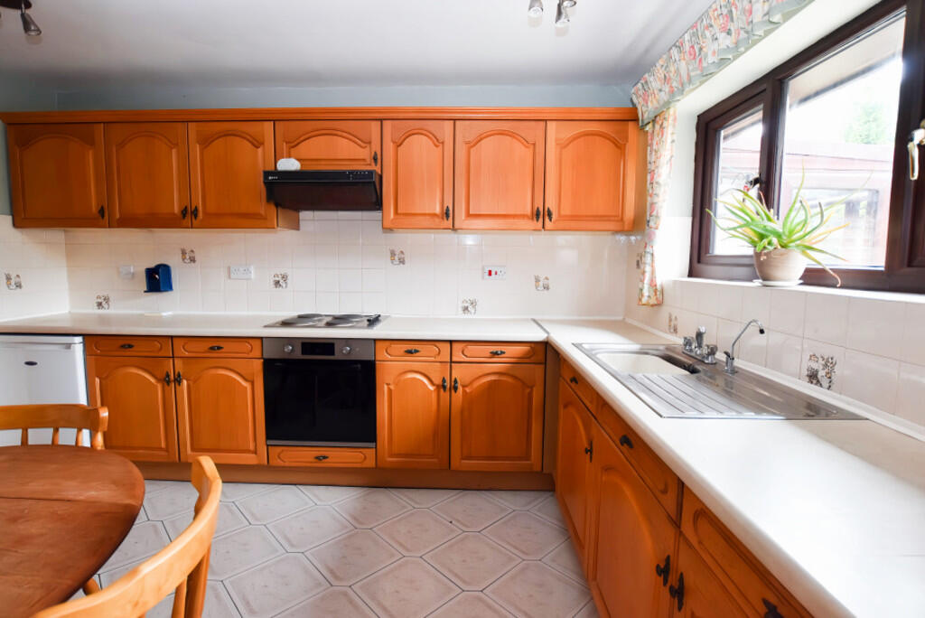 Kitchen 1