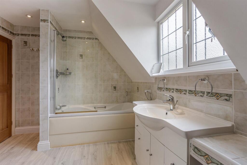 64878_Croft House, St. Marys Lane  (30)_low.jpg