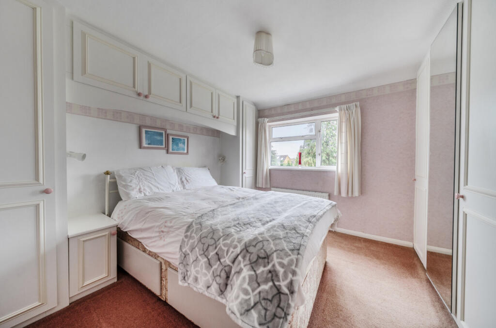 1380160-10-6911b7...