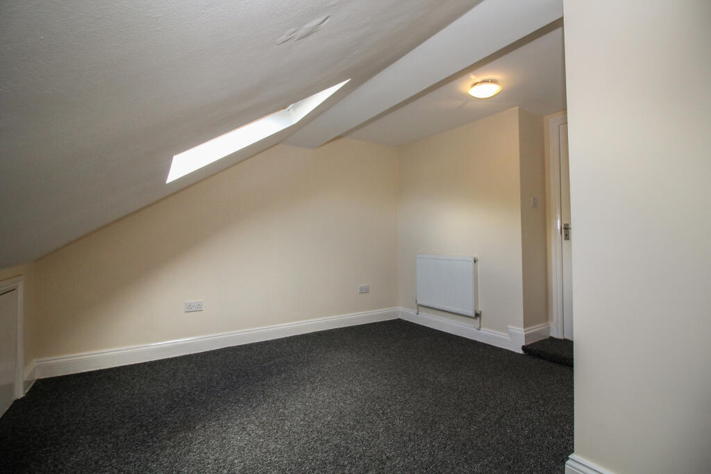 2055646__1634892977-31433-LoftRoom1