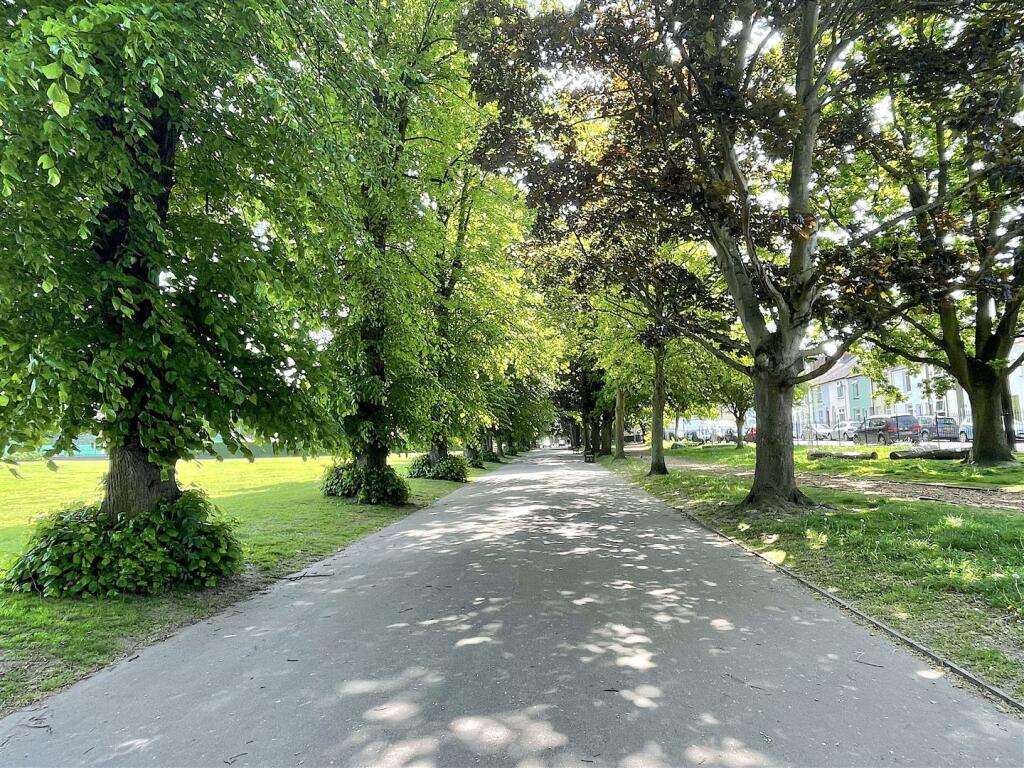 Park View (1).jpeg