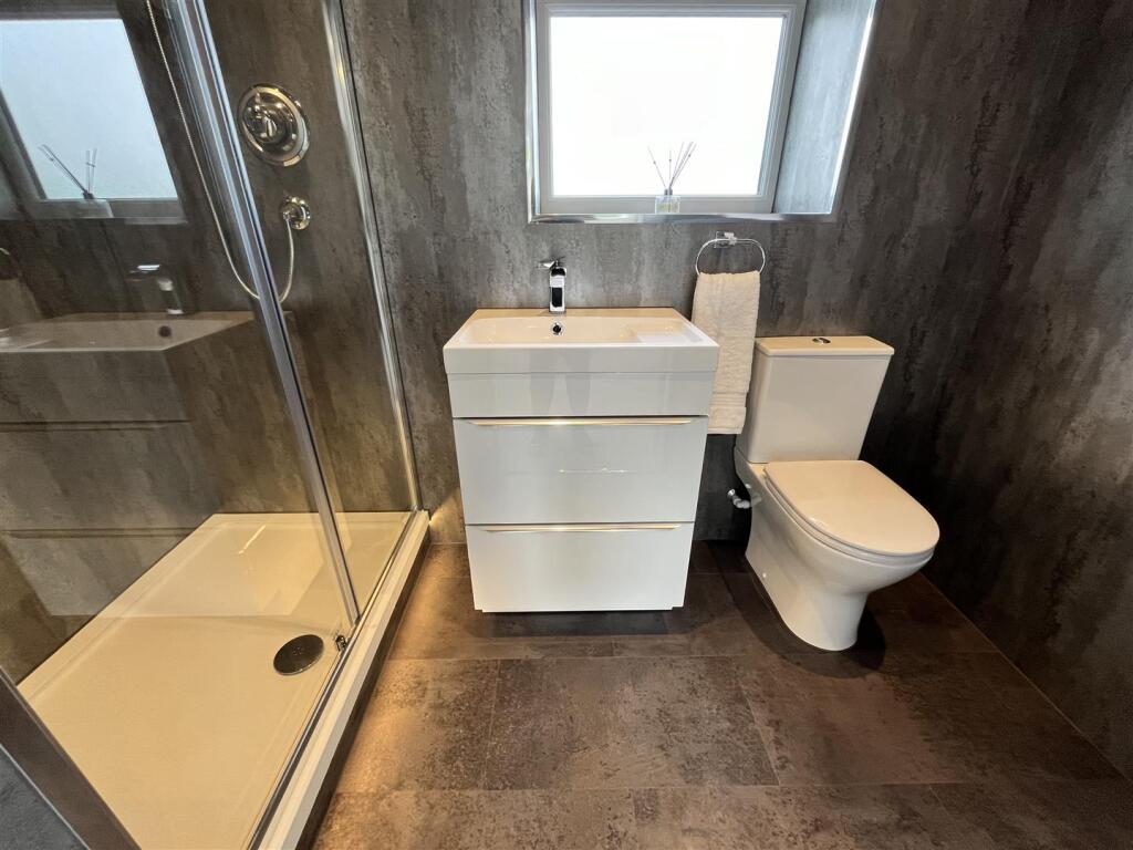 En-suite Shower Room