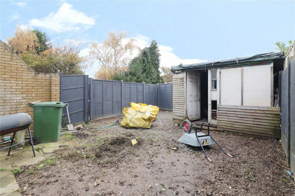 29 Shirley Close, Dartford, Kent, DA1 5BB