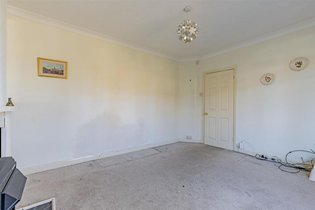 Reception Room-3.jpg