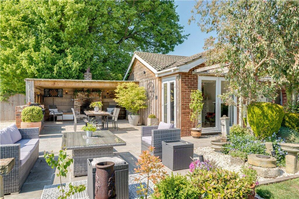 Outdoor Living